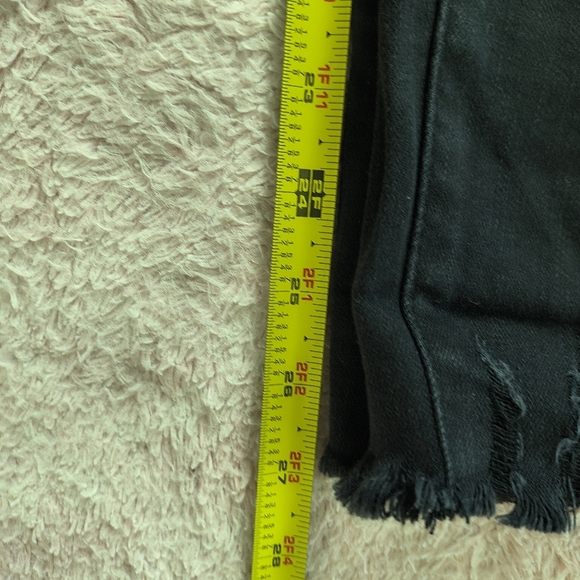 Judy Blue Skinny Fit Distressed Jeans Size 7/28 - Picture 9 of 11